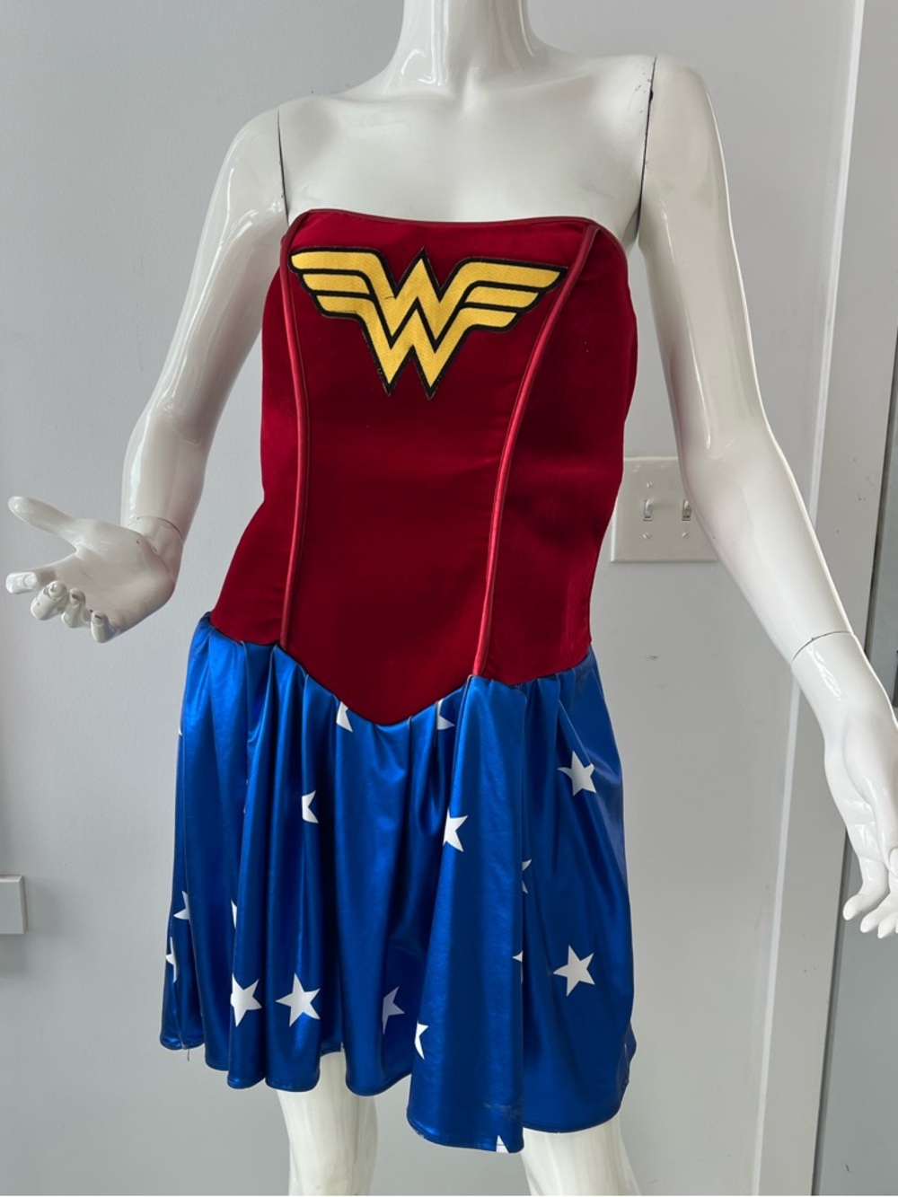 Vintage  DC Wonder Woman costume  Velvet Comic Rubies. Dress up  Halloween